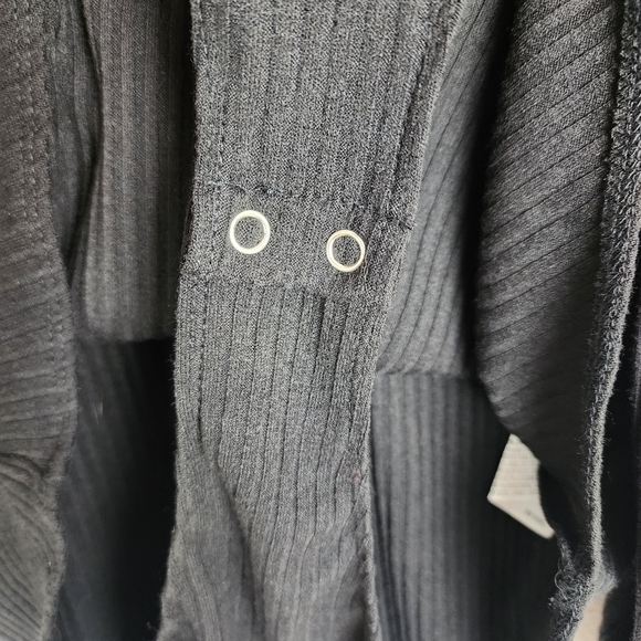 Forever 21 Plus Bodysuit Ribbed Black Knit Puff Long Sleeve NWT Size 2X - Picture 10 of 16